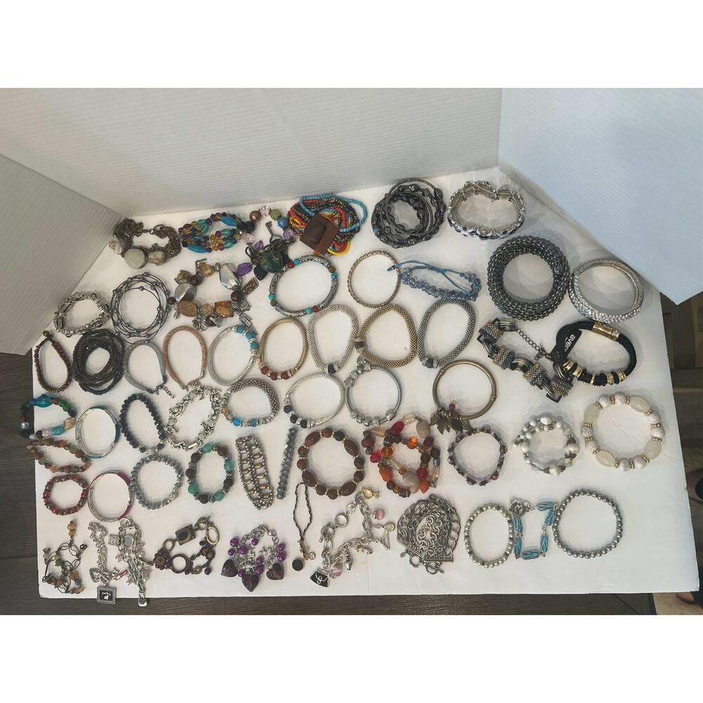 55 Bracelet Lot - Stretch -Beaded - Silver/Gold Chains Assorted Most New‎ Gifts